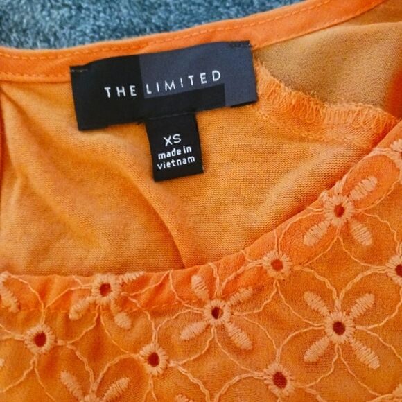 LIMITED  Eyelet Floral Short Sleeve Blouse Orange - Picture 8 of 10